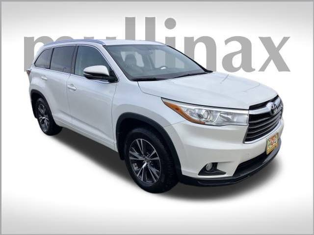 2016 Toyota Highlander XLE — SUV — 82,581 mi — Olympia, WA