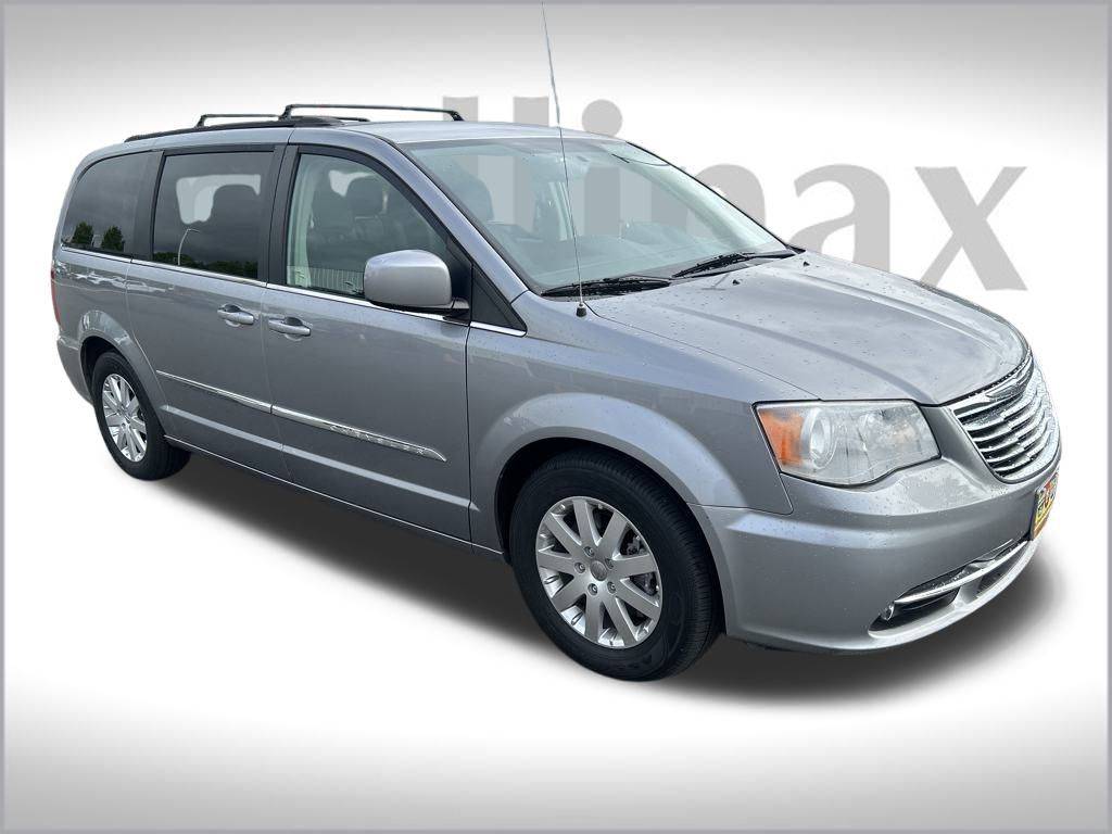 2016 Chrysler Town & Country Touring — Minivan — 70,367 mi — Olympia, WA