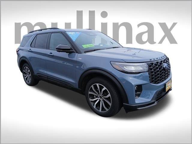 2025 Ford Explorer ST-Line — SUV — 2,726 mi — Olympia, WA