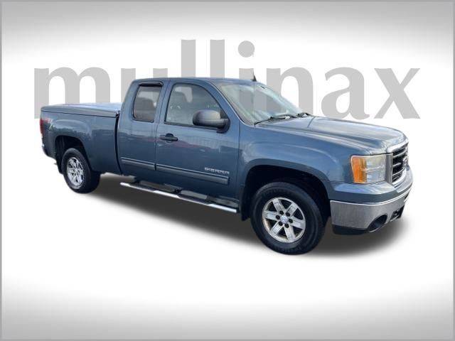 2010 GMC Sierra 1500 SLE — Pickup Truck — 137,652 mi — Olympia, WA