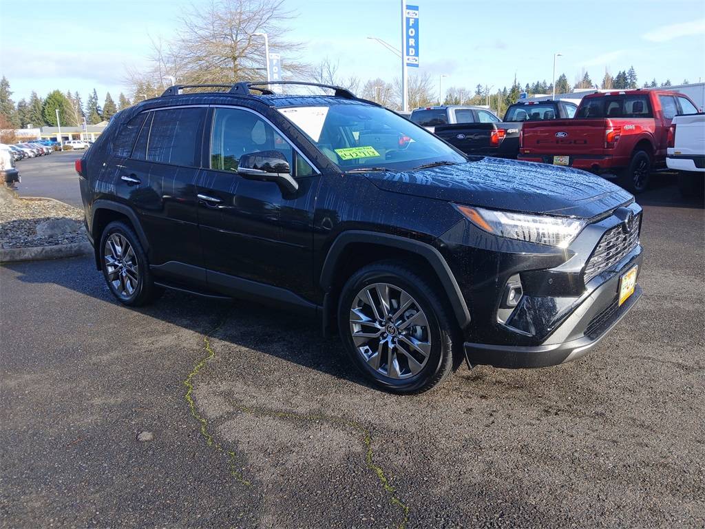 2025 Toyota RAV4 Limited — SUV — 458 mi — Olympia, WA