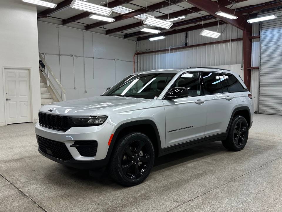 2022 Jeep Grand Cherokee Altitude — SUV — 31,645 mi — Modesto, CA