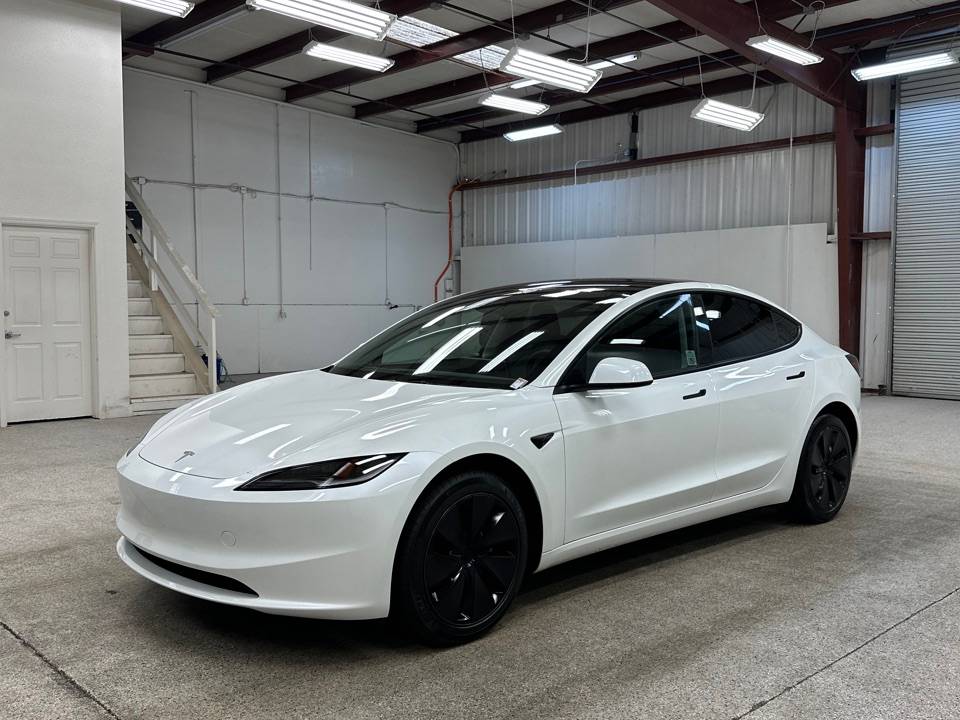 2025 Tesla Model 3 Long Range — Sedan — 5,174 mi — Modesto, CA