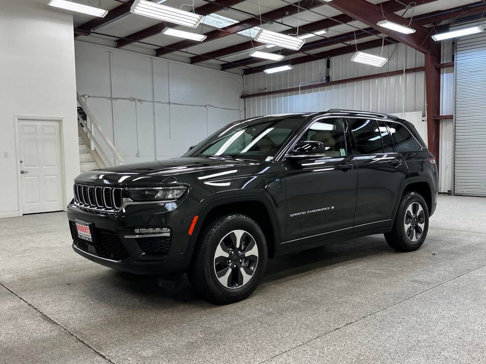 2023 Jeep Grand Cherokee 4xe — SUV — 18,411 mi — Modesto, CA