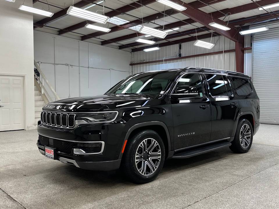 2022 Jeep Wagoneer Series III — SUV — 10,392 mi — Modesto, CA