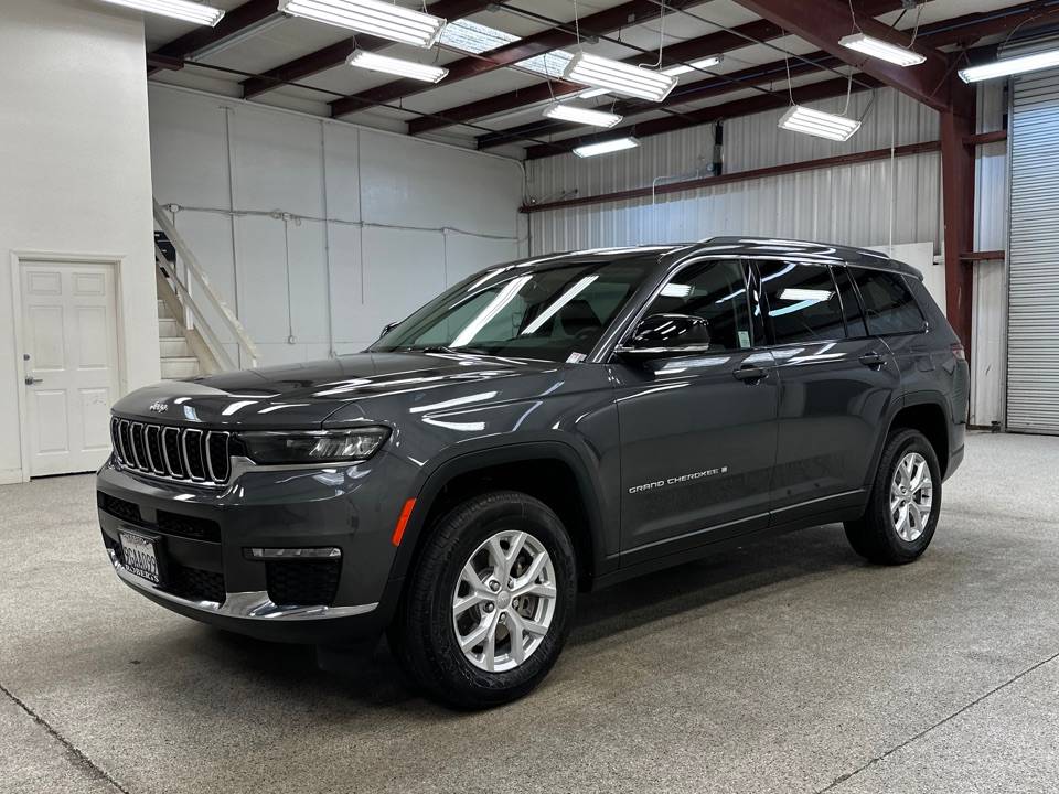 2023 Jeep Grand Cherokee Limited — SUV — 17,840 mi — Modesto, CA