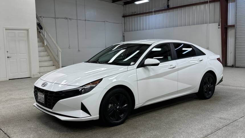 2023 Hyundai Elantra Hybrid Blue — Sedan — 14,898 mi — Modesto, CA
