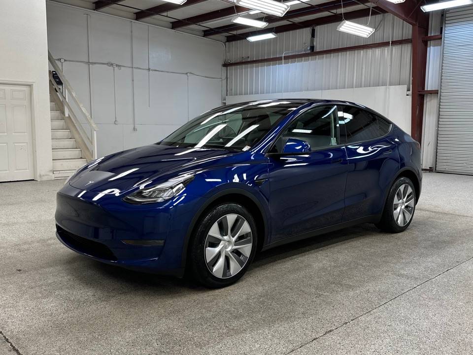 2023 Tesla Model Y Long Range — SUV — 22,076 mi — Modesto, CA