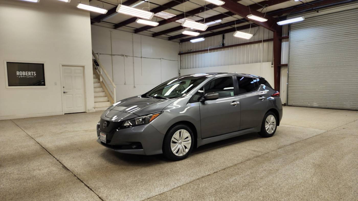 2023 Nissan LEAF S — Hatchback — 10,818 mi — Modesto, CA