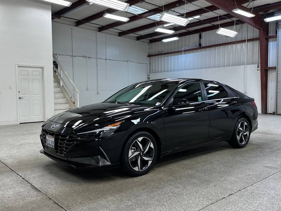 2023 Hyundai Elantra Hybrid Limited — Sedan — 31,729 mi — Modesto, CA