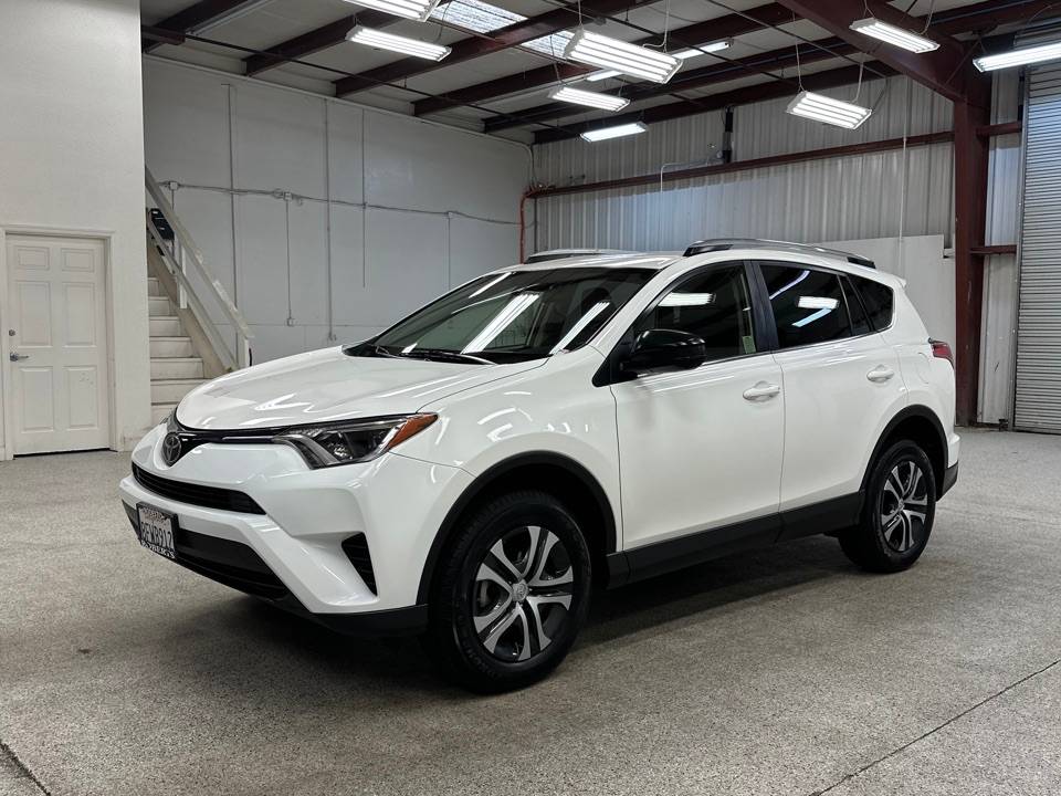 2018 Toyota RAV4 LE — SUV — 46,260 mi — Modesto, CA