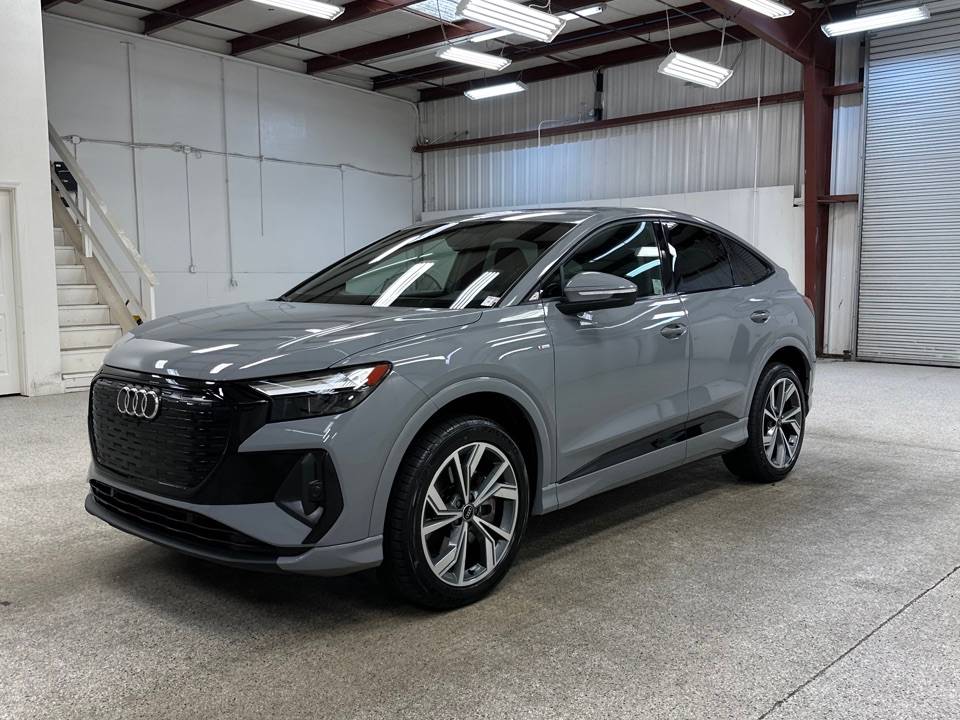2024 Audi Q4 e-tron Premium — SUV — 15,404 mi — Modesto, CA