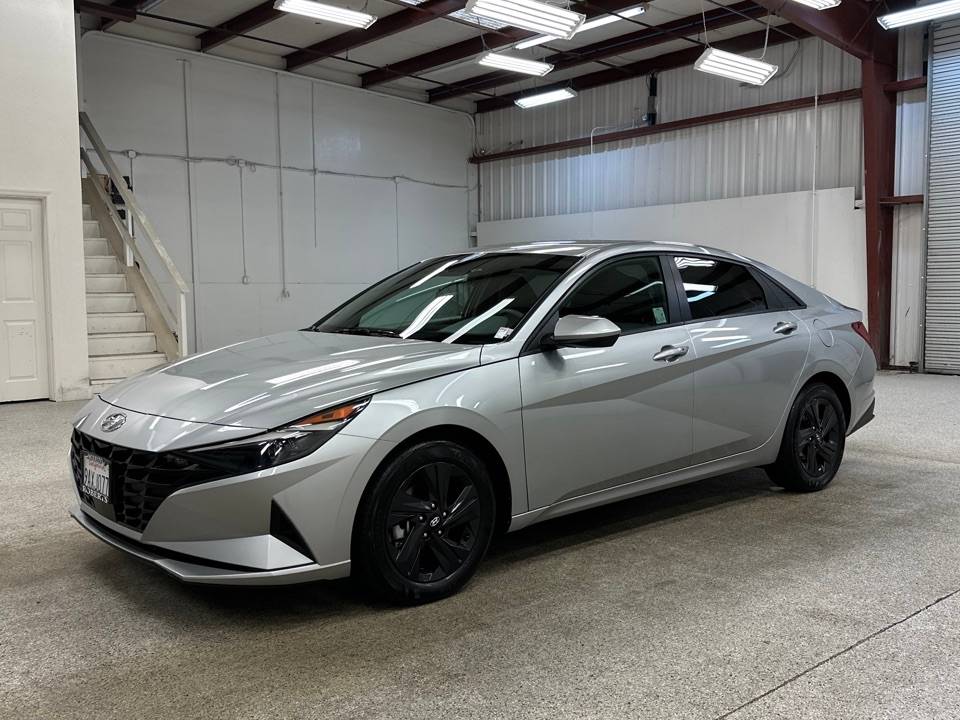 2022 Hyundai Elantra SEL — Sedan — 3,260 mi — Modesto, CA