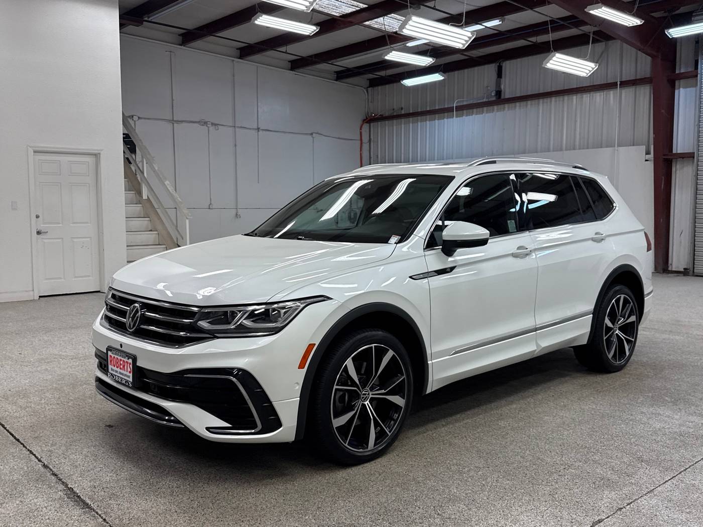 2022 Volkswagen Tiguan SEL R-Line — SUV — 17,721 mi — Modesto, CA