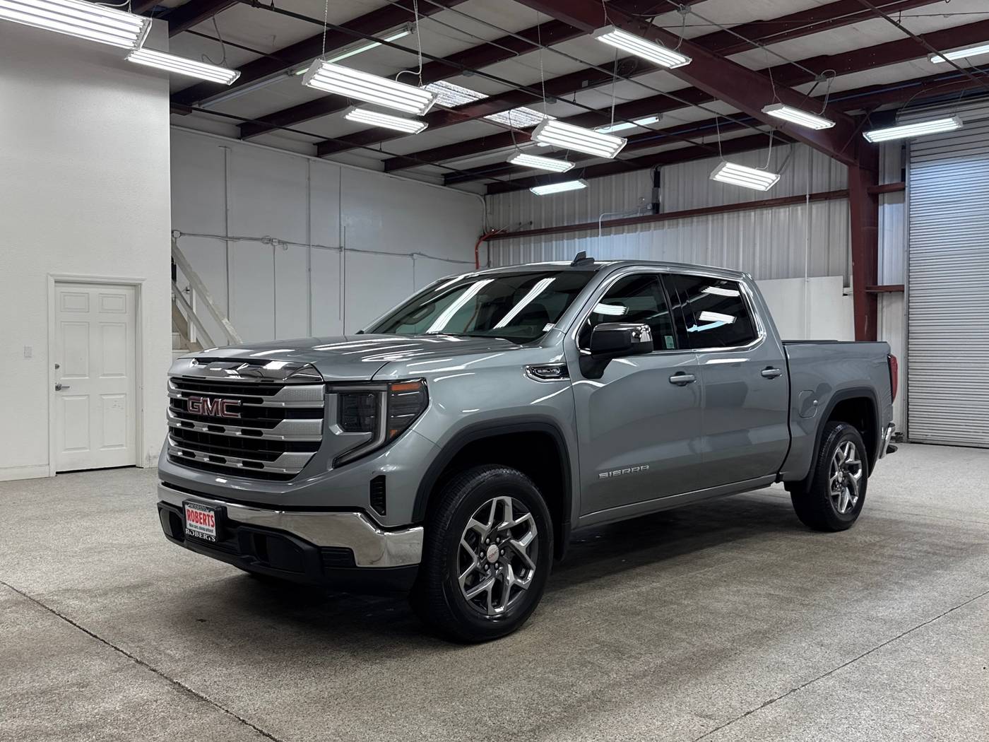 2024 GMC Sierra 1500 SLE — Pickup Truck — 4,047 mi — Modesto, CA