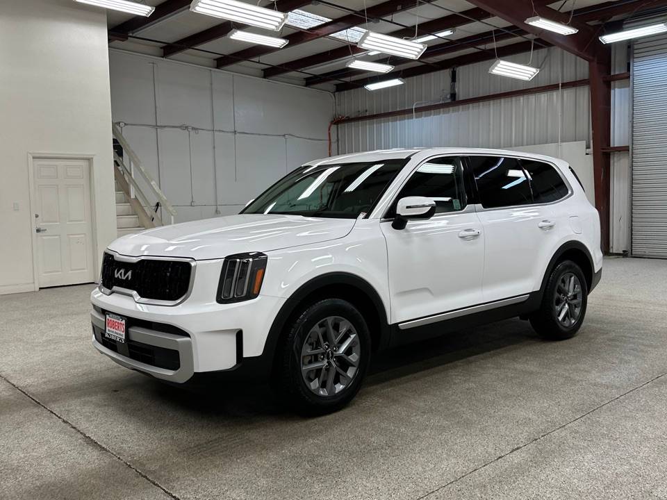 2025 Kia Telluride LX — SUV — 4,287 mi — Modesto, CA