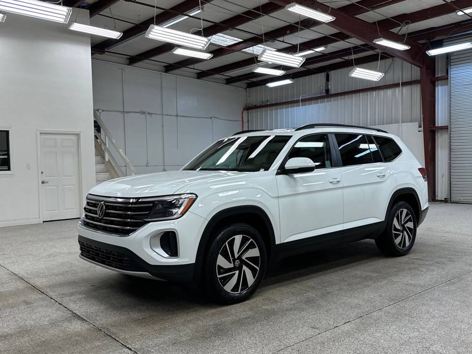 2024 Volkswagen Atlas SE with Technology — SUV — 11,427 mi — Modesto, CA
