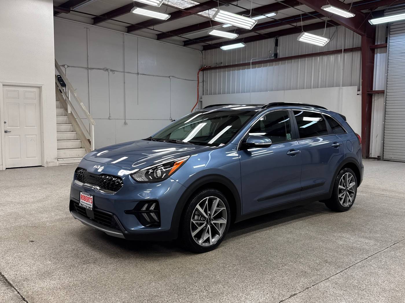 2022 Kia Niro Hybrid Touring SE — SUV — 10,041 mi — Modesto, CA