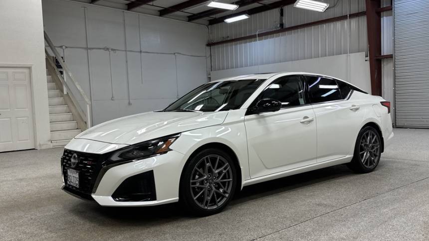 2023 Nissan Altima SR — Sedan — 10,675 mi — Modesto, CA