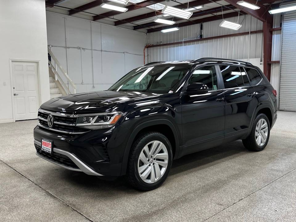 2023 Volkswagen Atlas SE with Technology — SUV — 19,113 mi — Modesto, CA