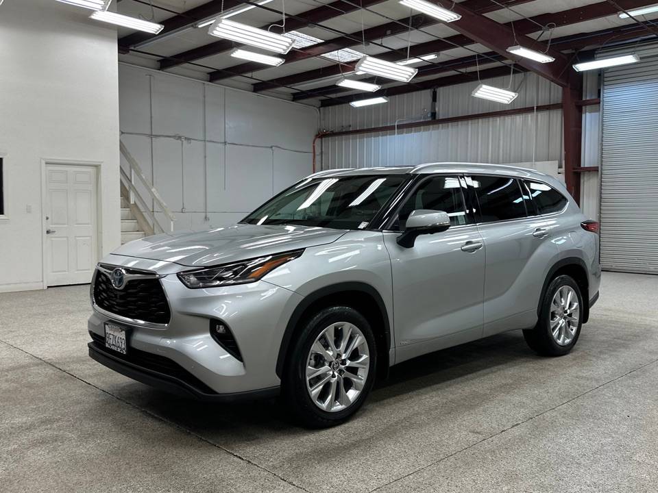 2023 Toyota Highlander Hybrid Limited — SUV — 26,137 mi — Modesto, CA