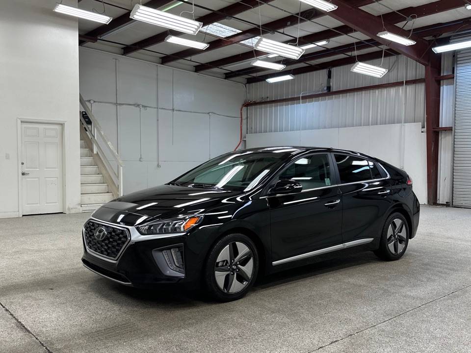 2022 Hyundai Ioniq Hybrid Limited — Hatchback — 25,825 mi — Modesto, CA