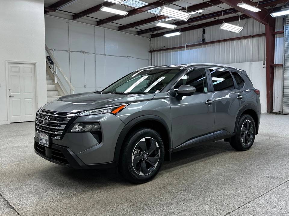 2024 Nissan Rogue SV — SUV — 8,013 mi — Modesto, CA