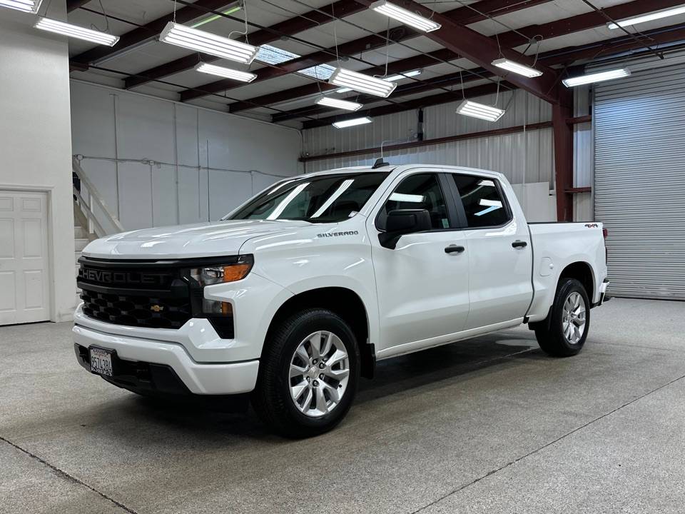 2024 Chevrolet Silverado 1500 Custom — Pickup Truck — 2,732 mi — Modesto, CA