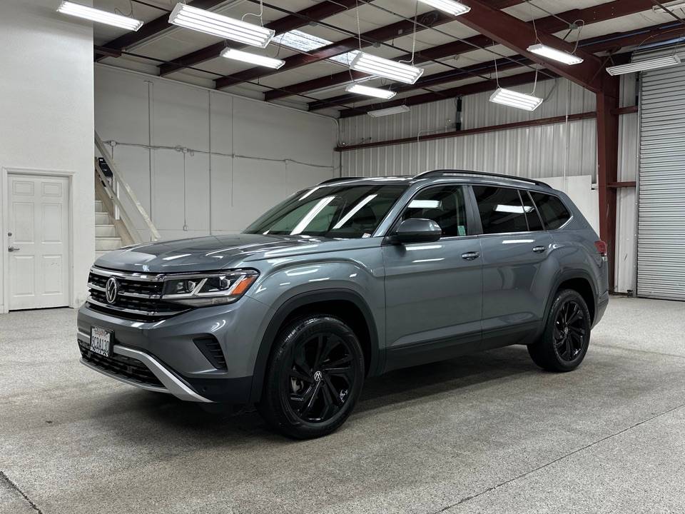 2022 Volkswagen Atlas SE with Technology — SUV — 17,231 mi — Modesto, CA
