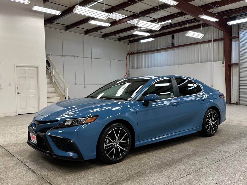 2024 Toyota Camry SE — Sedan — 21,321 mi — Modesto, CA