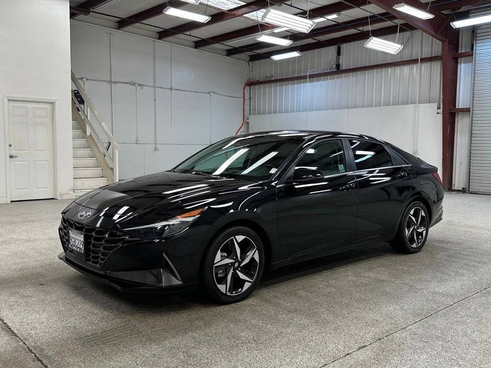 2023 Hyundai Elantra Hybrid Limited — Sedan — 16,224 mi — Modesto, CA