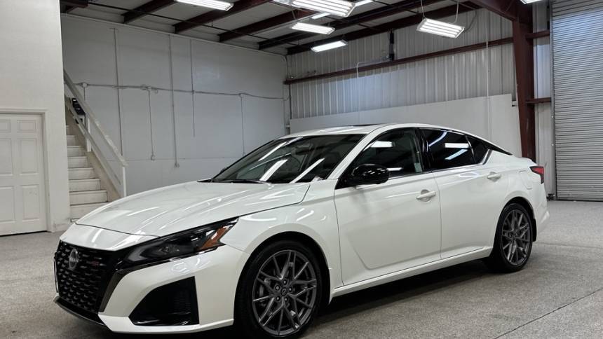 2023 Nissan Altima SR — Sedan — 7,217 mi — Modesto, CA