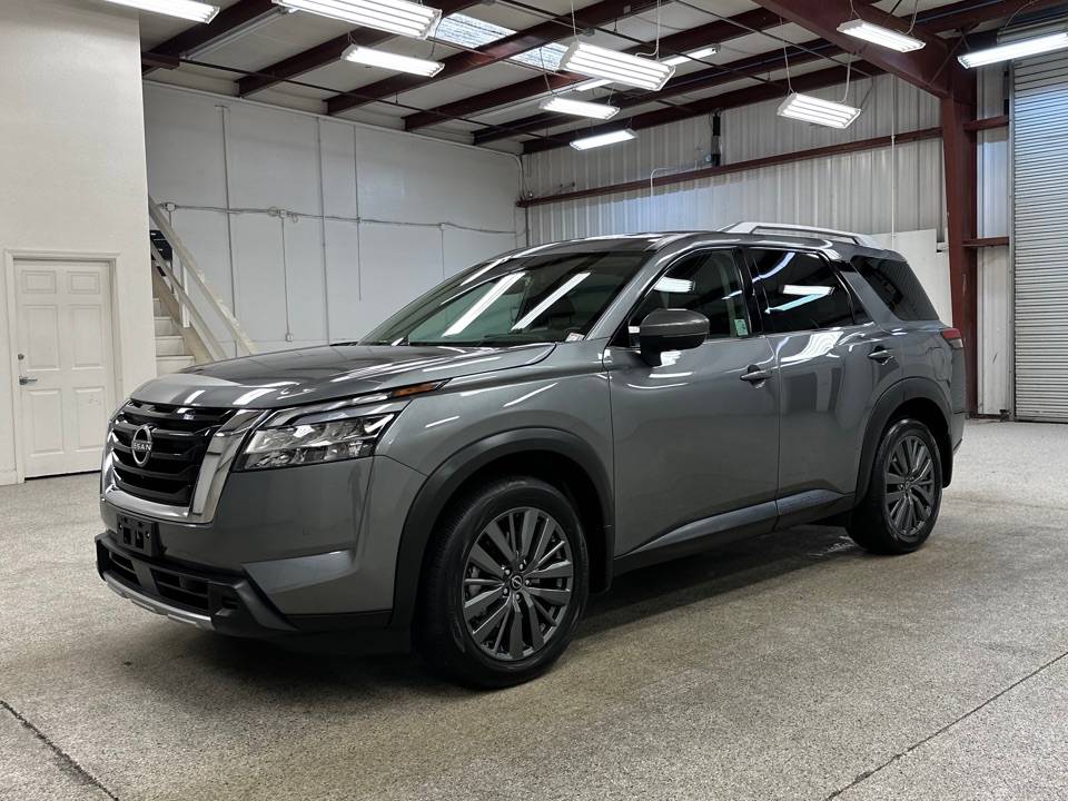 2024 Nissan Pathfinder SL — SUV — 6,974 mi — Modesto, CA