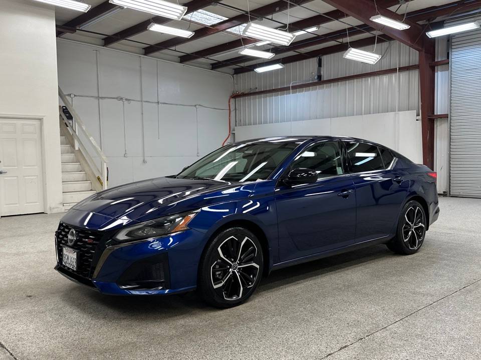 2023 Nissan Altima SR — Sedan — 10,764 mi — Modesto, CA