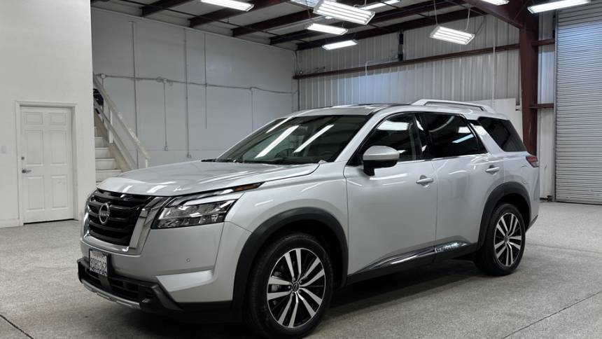 2023 Nissan Pathfinder Platinum — SUV — 16,688 mi — Modesto, CA