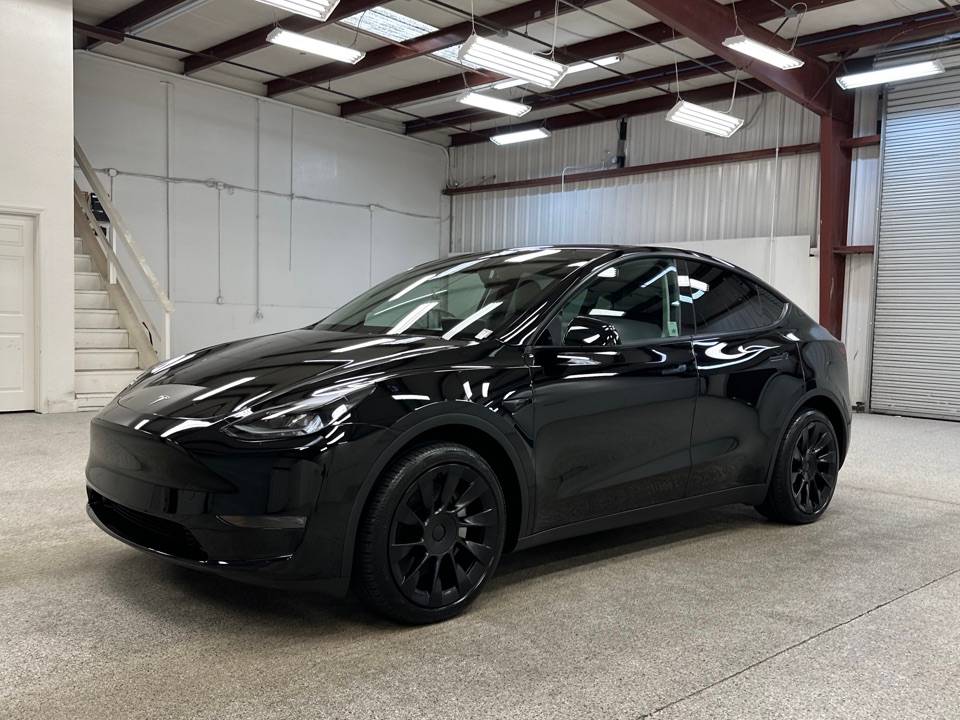 2024 Tesla Model Y Long Range — SUV — 3,539 mi — Modesto, CA