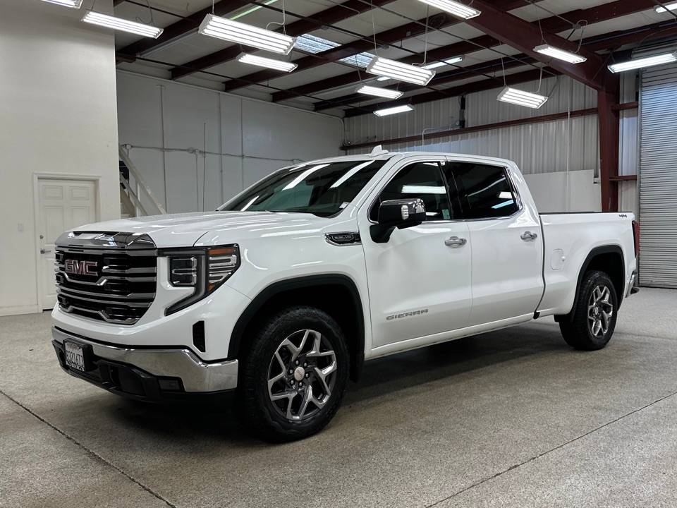 2023 GMC Sierra 1500 SLT — Pickup Truck — 11,184 mi — Modesto, CA