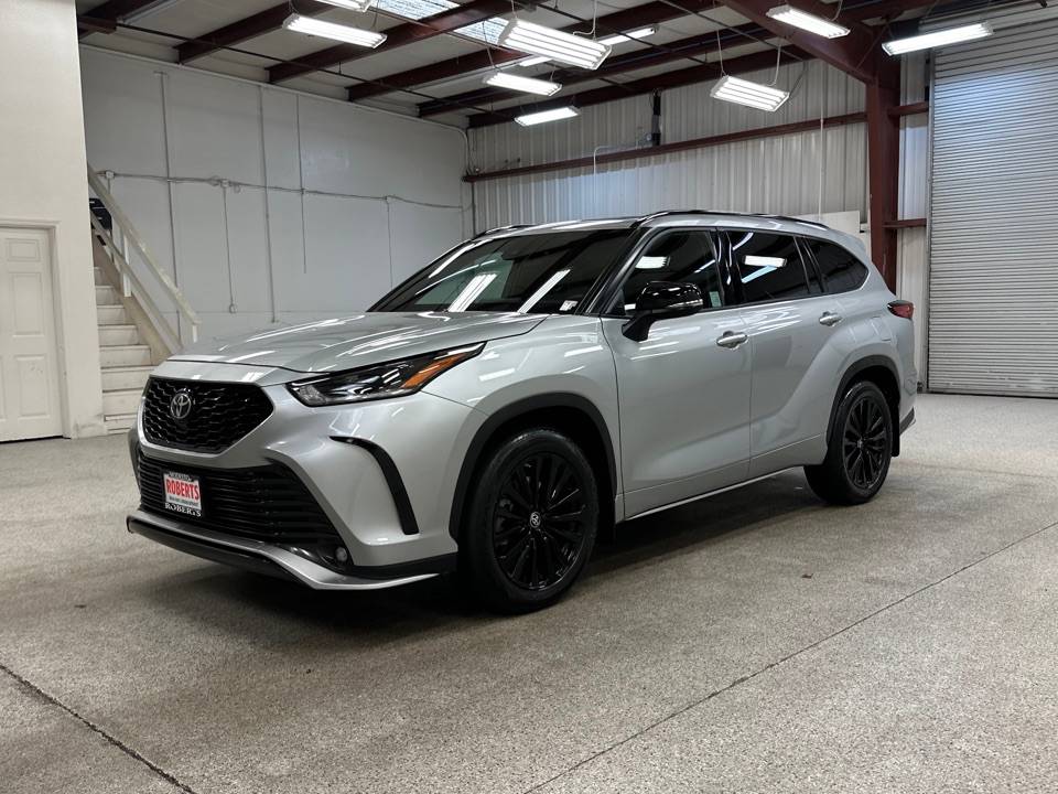 2023 Toyota Highlander XSE — SUV — 21,466 mi — Modesto, CA