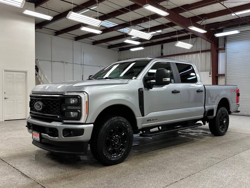 2023 Ford Super Duty F-250 XL — Pickup Truck — 34,288 mi — Modesto, CA