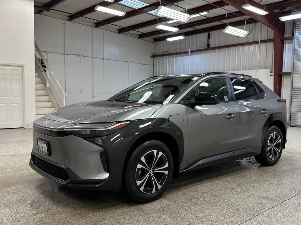 2023 Toyota bZ4X XLE — SUV — 11,504 mi — Modesto, CA