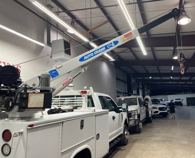 2017 Ford Super Duty F-350 Chassis Cab XLT — Chassis Cab Truck — 179,465 mi — Mansfield, TX