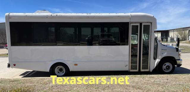2019 Ford E-Series Cutaway E-450 — Chassis Cab Truck — 216,707 mi — Mansfield, TX