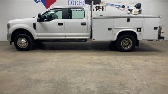 2019 Ford Super Duty F-350 Chassis Cab XL — Chassis Cab Truck — 190,578 mi — Mansfield, TX