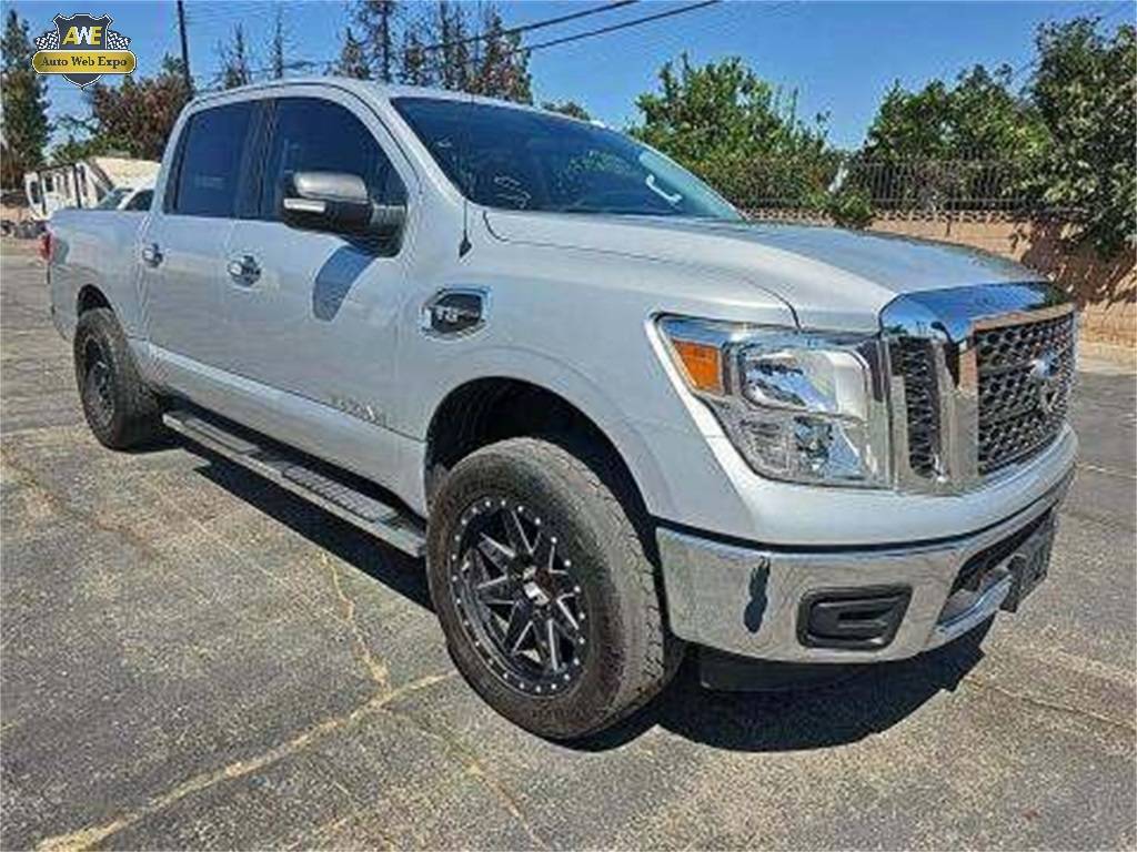 2017 Nissan Titan SV — Pickup Truck — 30,576 mi — plano, TX