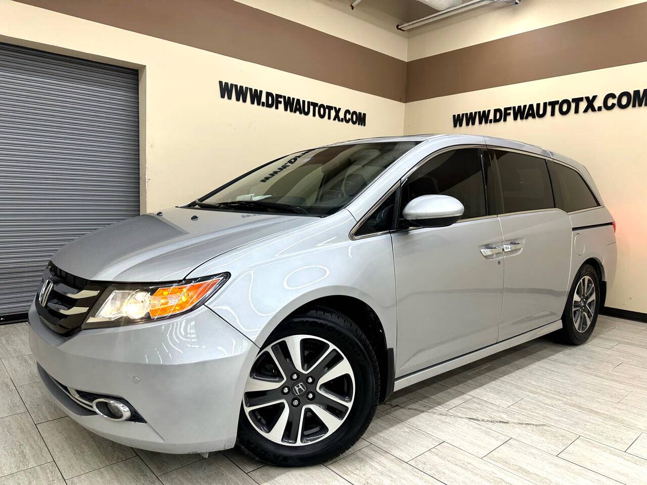 2014 Honda Odyssey Touring — Minivan — 145,635 mi — Fort Worth, TX