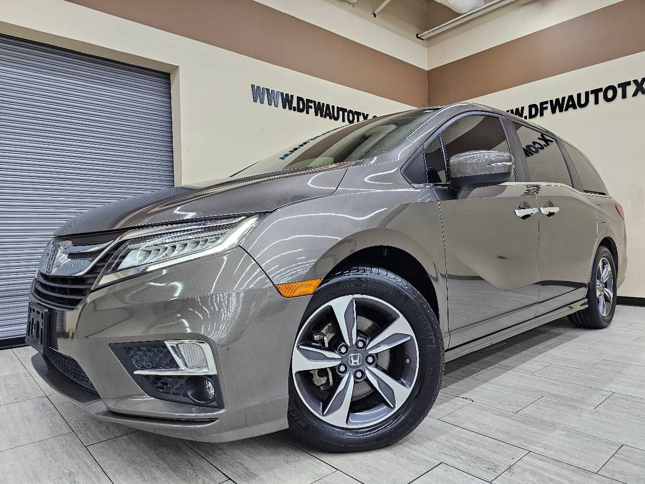 2018 Honda Odyssey Touring — Minivan — 107,523 mi — Fort Worth, TX