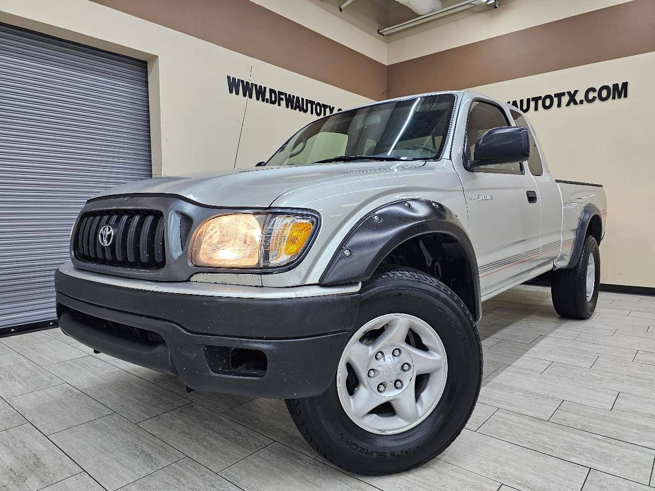 2004 Toyota Tacoma Base