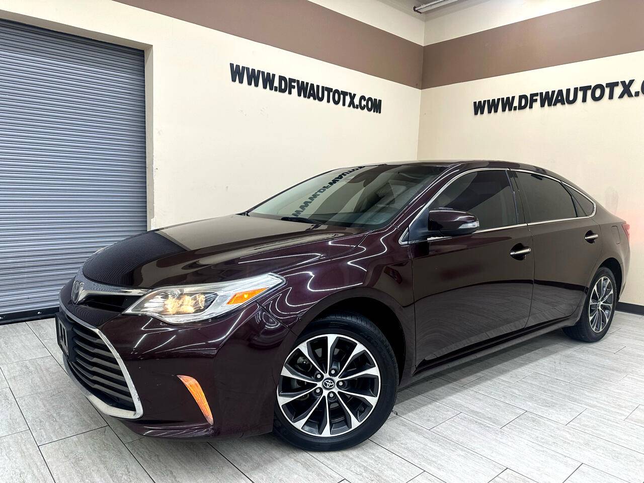 2018 Toyota Avalon XLE — Sedan — 122,497 mi — Fort Worth, TX