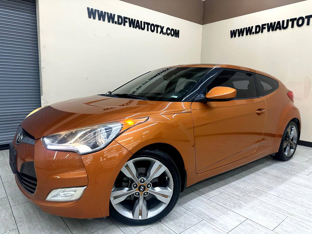 2016 Hyundai Veloster Base — Hatchback — 40,464 mi — Fort Worth, TX