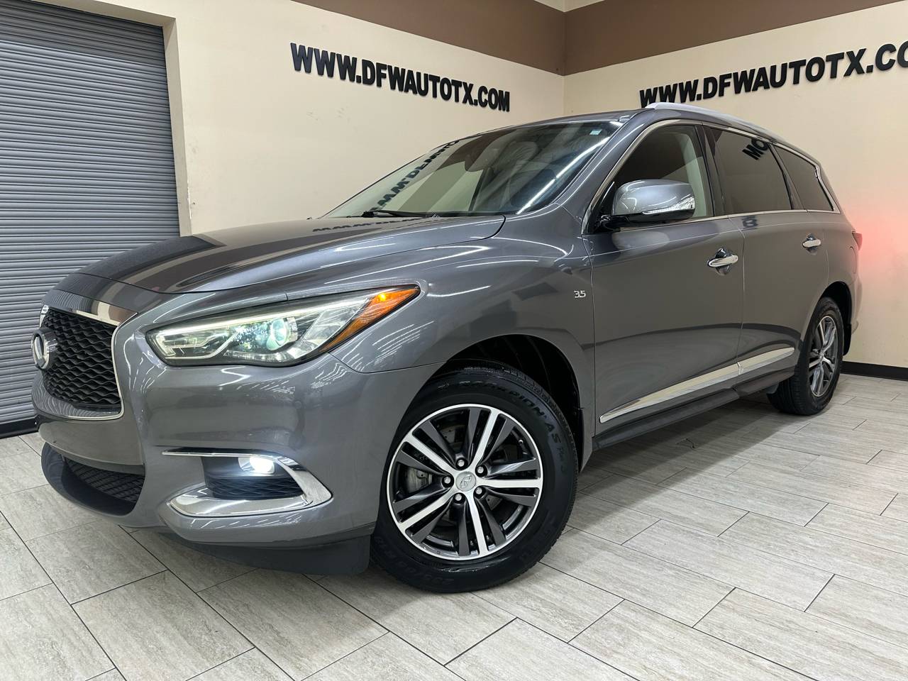 2017 INFINITI QX60 3.5 — SUV — 100,240 mi — Fort Worth, TX